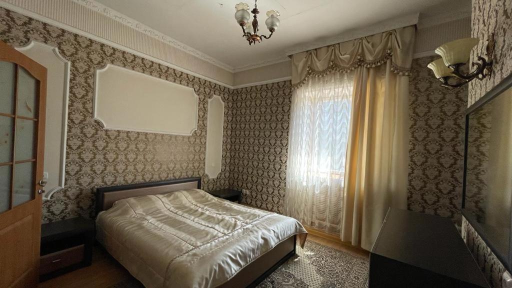 Hotel Rosa Roze Luxe House Karagandy Exterior foto